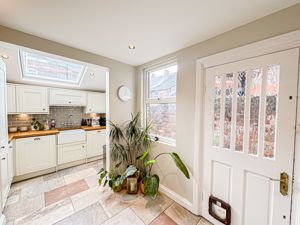 Photo 8- click for photo gallery